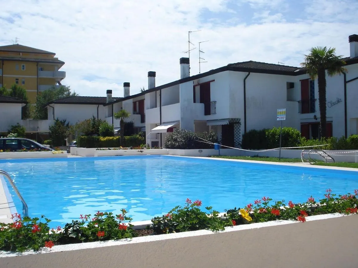 Newly Renovated Villa With Private Garden Porto Santa Margherita