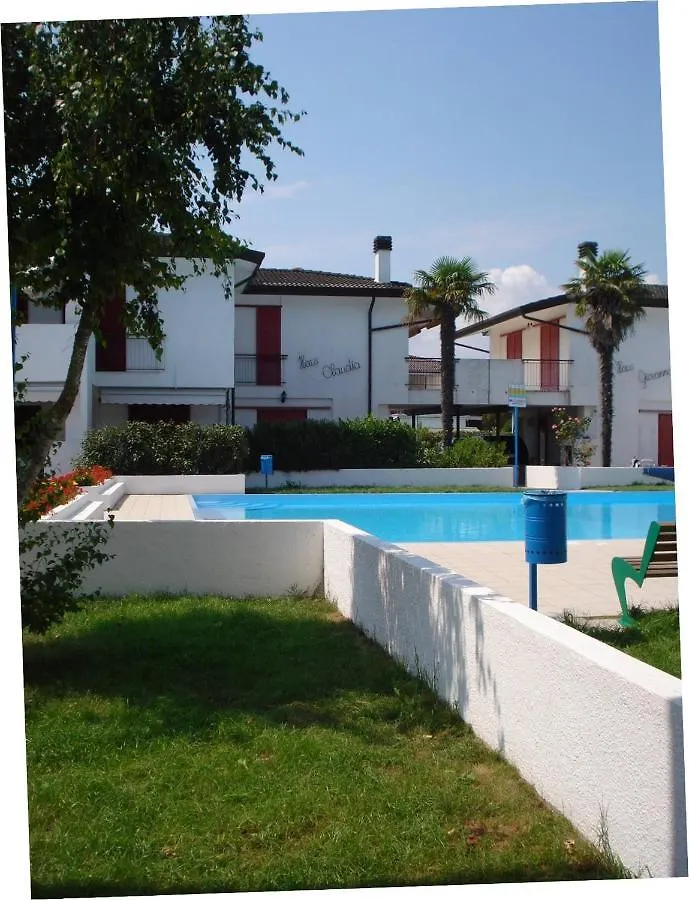 Newly Renovated Villa With Private Garden Porto Santa Margherita
