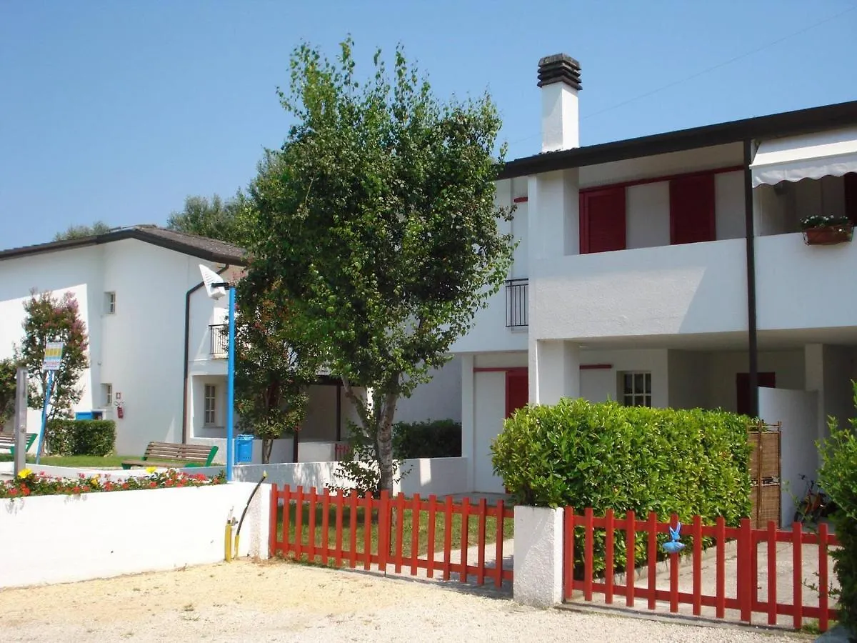 Newly Renovated Villa With Private Garden Porto Santa Margherita di Caorle